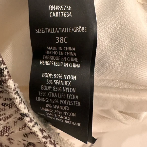 COCO Reef Tankini Top ONLY Swimsuit Size 38C - Picture 6 of 6